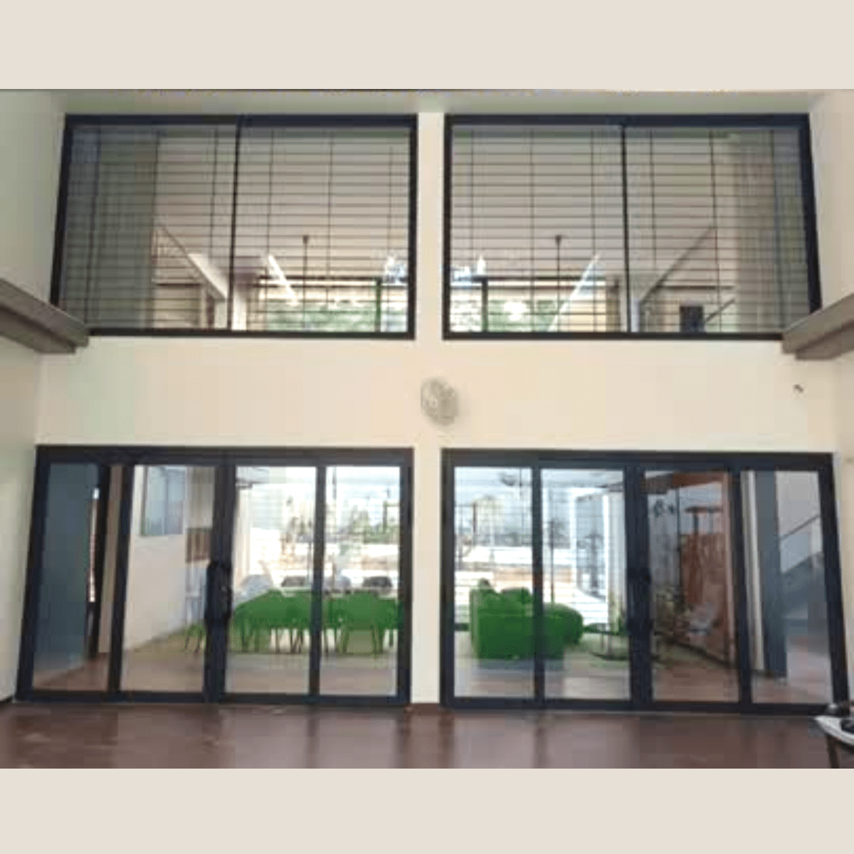 Hai Bộ Cửa Trượt Quay Eurotech Hệ Hoàng Gia Nẹp Rời 8.0 - Dấu Ấn Sang Trọng Tại Ấn Độ