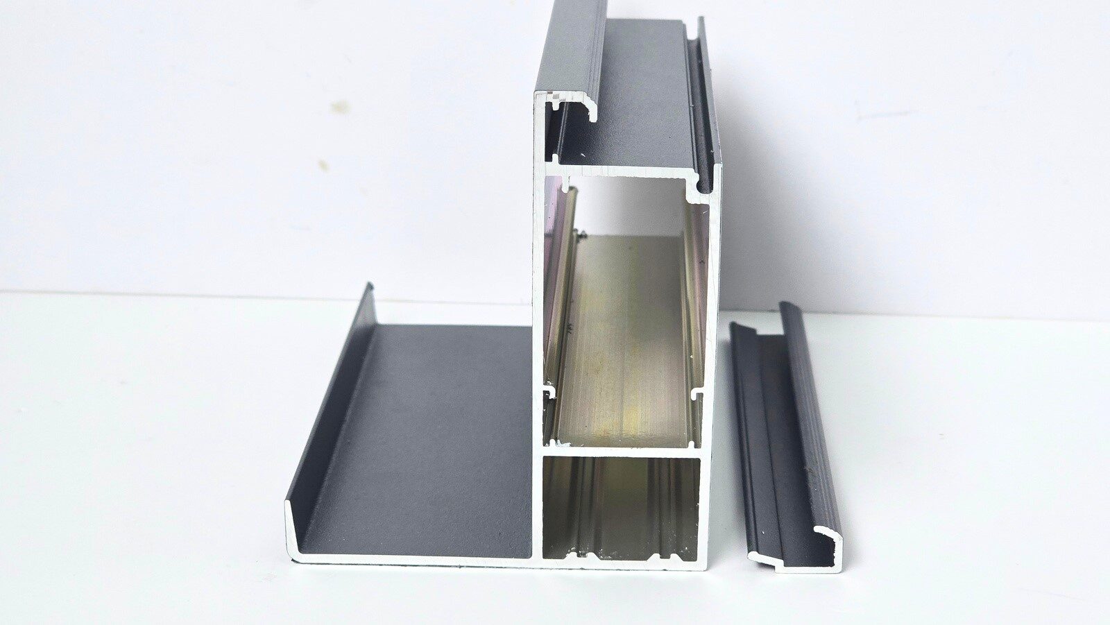 Cửa Cổng Trượt Quay Eurotech HỆ HOÀNG GIA - NẸP RỜI 8.0 — ảnh 4