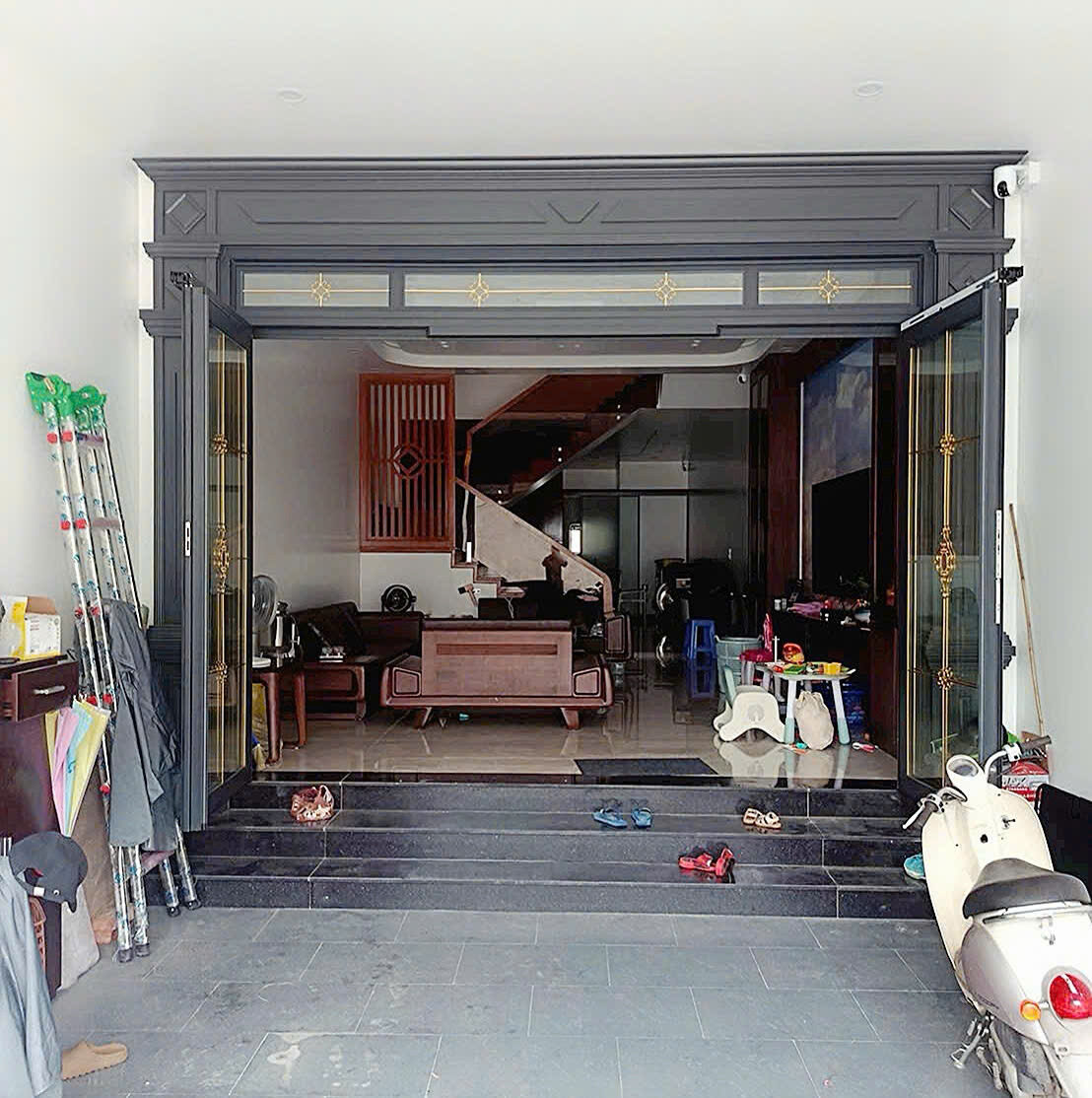 Cửa Bản 120 Hệ Hoàng Gia – Sang Trọng Từng Chi Tiết — ảnh 2