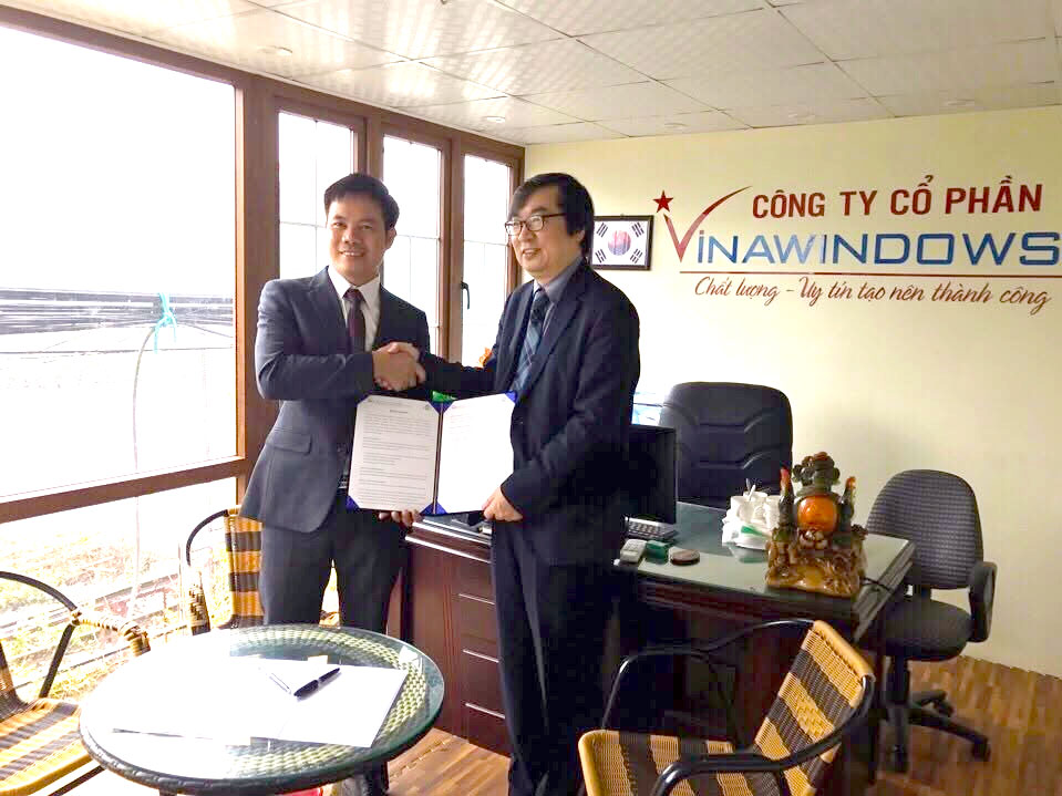 CUA TRUO QUAY VINAWINDOWS